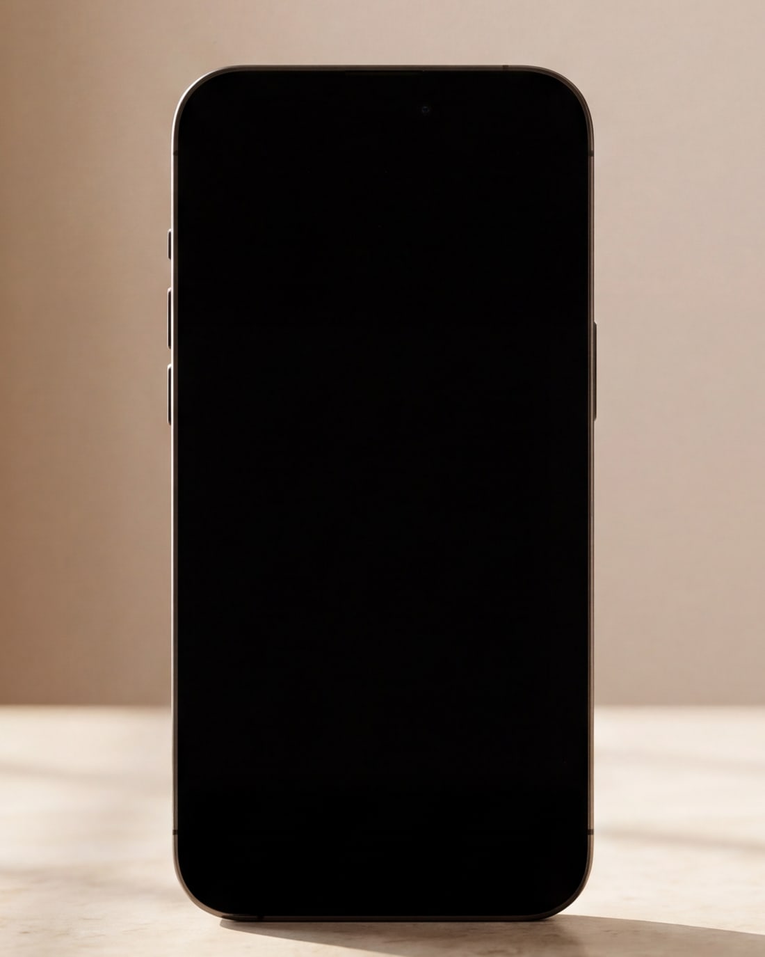 iPhone com uma conversa no Apus.ai